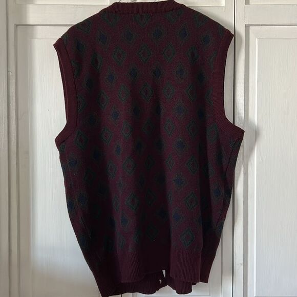 Vintage Burgundy and Green Diamond Knit Vest Size L - Picture 5 of 8